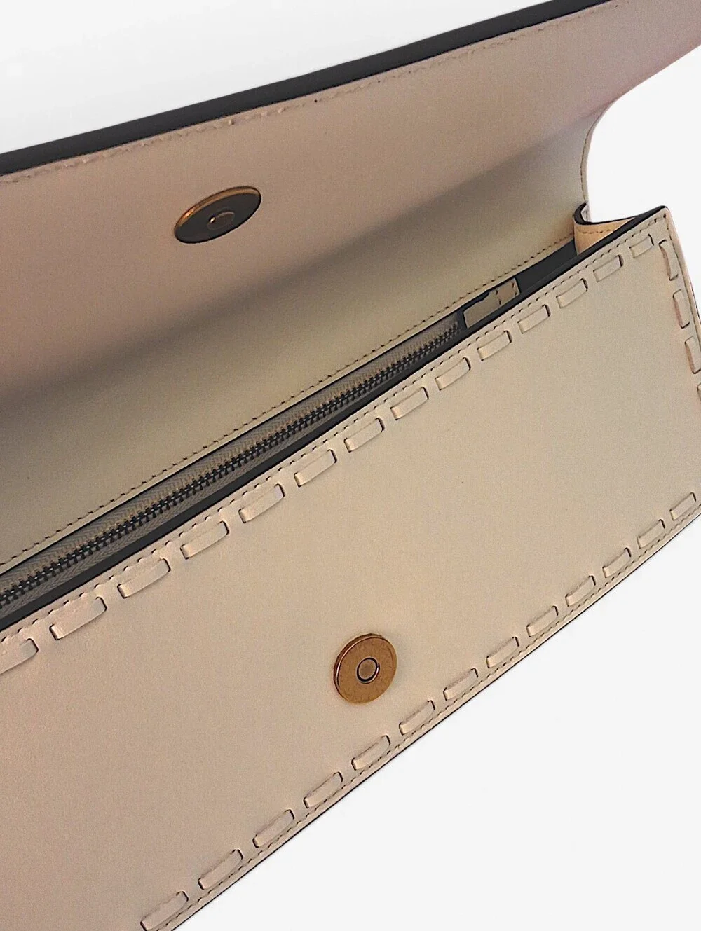 Tory Burch Leather Envelope Clutch NWOT Chevron Inlay Dust Bag Included